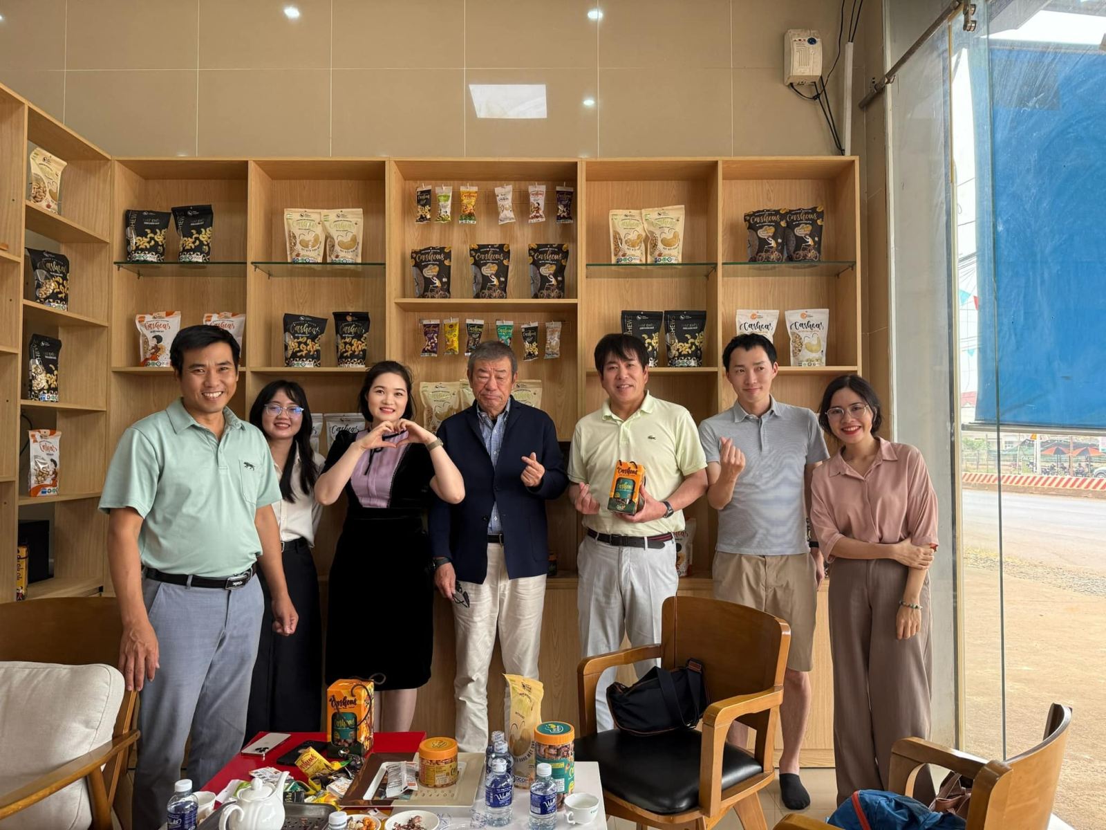 Tiếp đoàn khách Nhật Bản